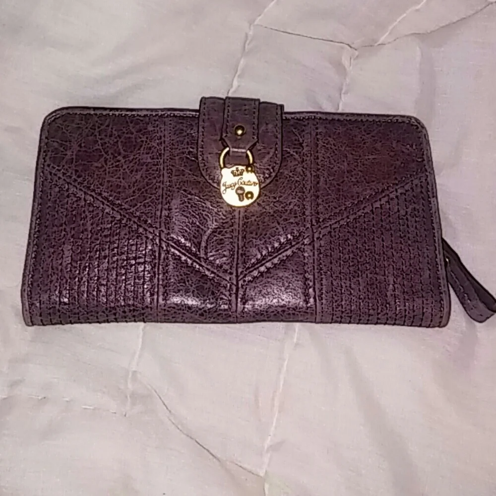 COPY - Juicy couture wallet - Picture 1 of 3